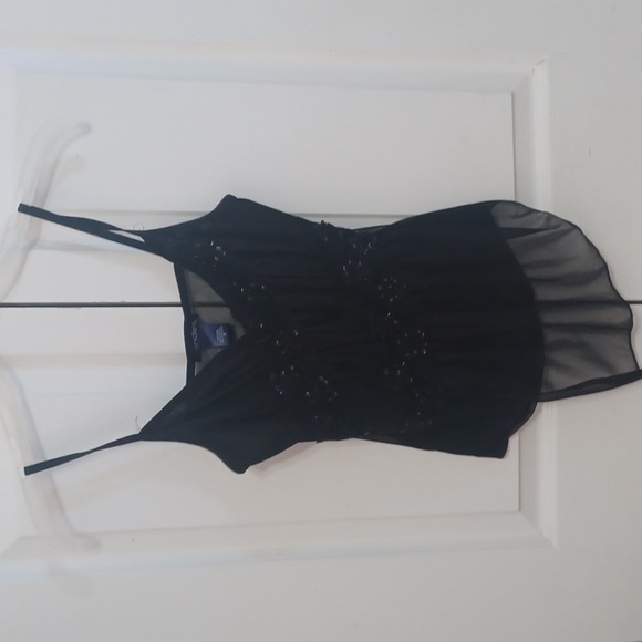 4 tops - Picture 4 of 9